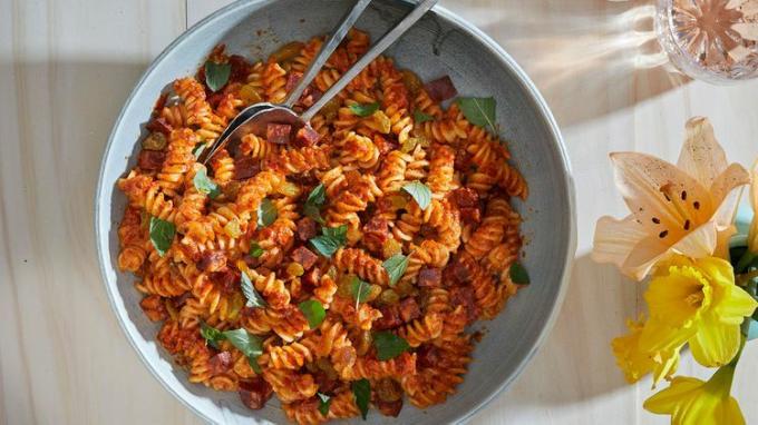 Hasselnøtt Romesco Pasta Salat Oppskrift