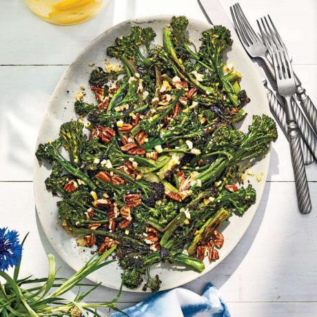 Sitrusoppskrifter: Crunchy Broccolini med sitron og pekannøtter