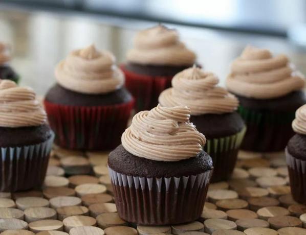 Sjokolade cupcakes med maltmelk frosting