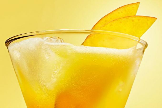 Mango Bellini Spritz