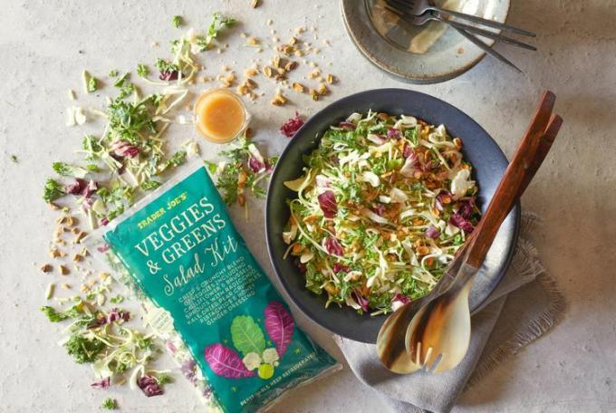 Trader Joe's Veggies Salat Kit