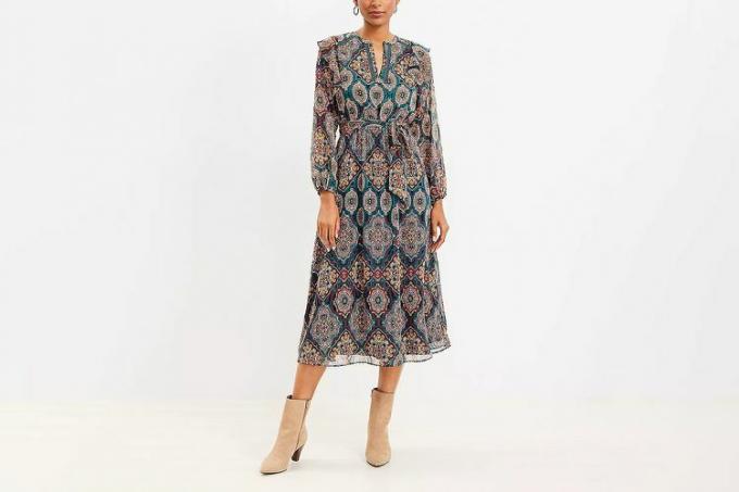 LOFT Tapestry Ruffle V-hals Midi Dress