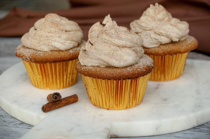 snickerdoodle cupcakes