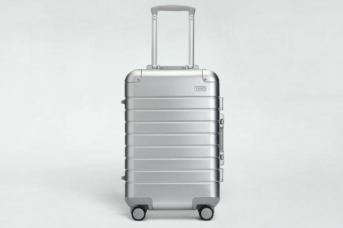 Cyber ​​Monday Away The Carry-On: Aluminium Edition