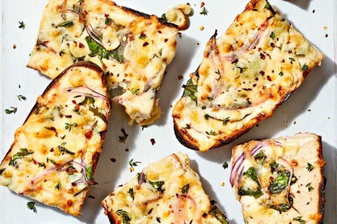 Spinat Alfredo French Bread Pizza